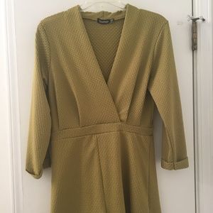 Boohoo Light Green Romper Shorts Size 8